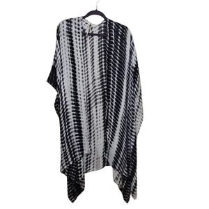 Michael Stars Alligator Tie Dyed‎ Print blank and white Convertible Scarf. Beach